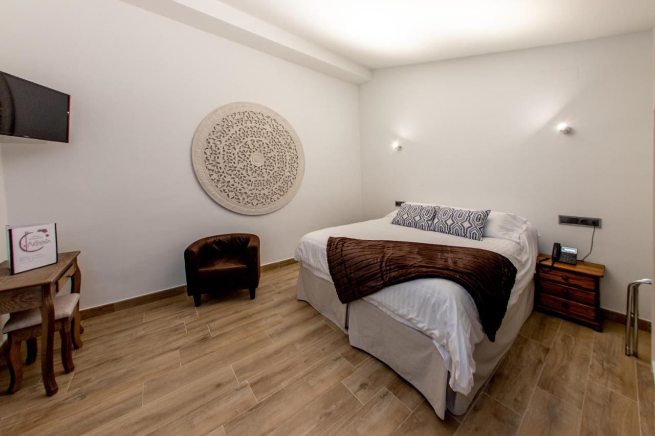 Artmonia Hotell Castalla Exteriör bild